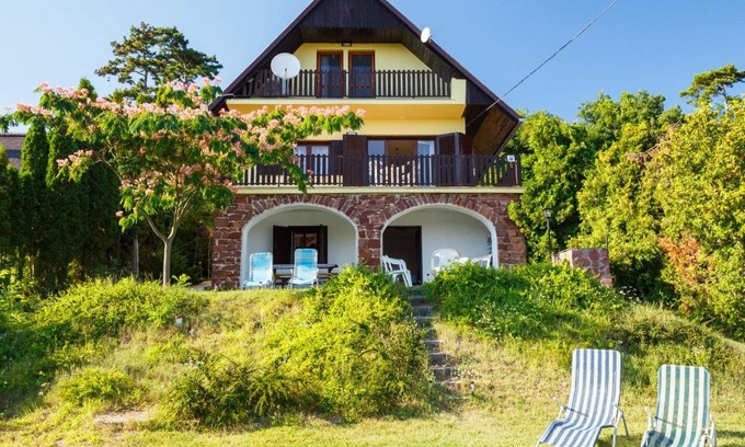Vonyarcvashegy House | Holiday Home Panorama by Interhome