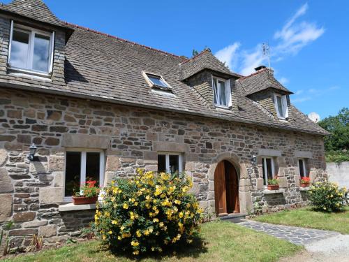 Tremel House | Holiday Home Pors Ar Goff by Interhome