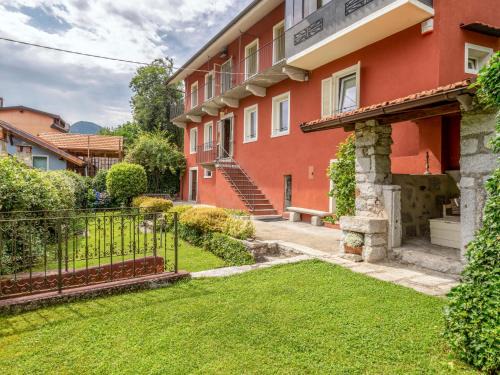 Fondotoce House | Holiday Home Rachele by Interhome