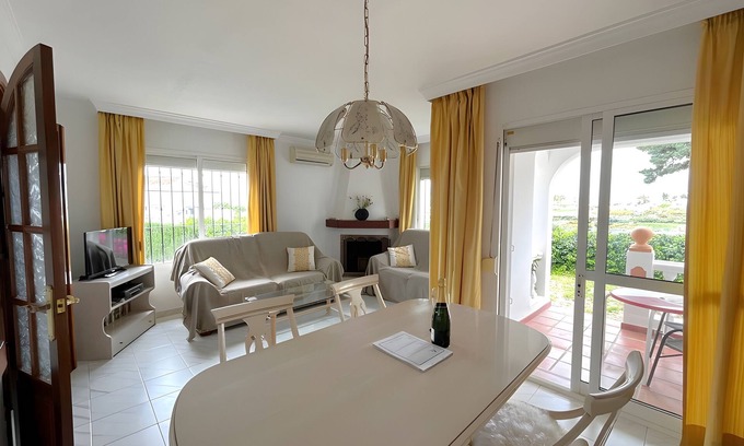 Torrox Costa House | Holiday Home 'Torrox Park 300' with Sea View, Wi-Fi and Air Conditioning