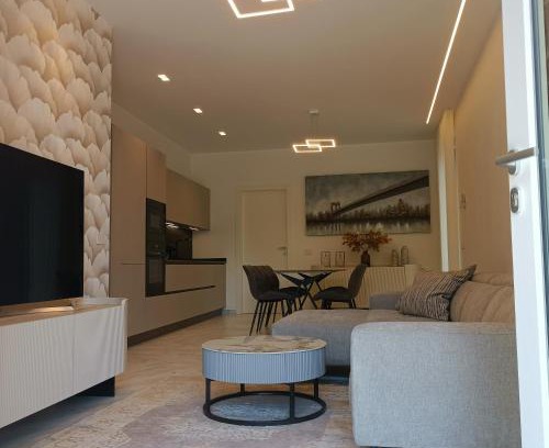 Varese House | Holiday home Varese