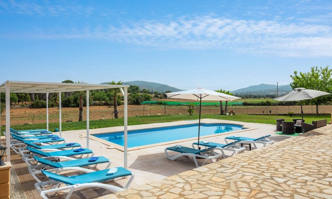 Manacor House | Holiday Home 'Villa Lorenzo 130' with Private Pool, Wi-Fi and Air Conditioning