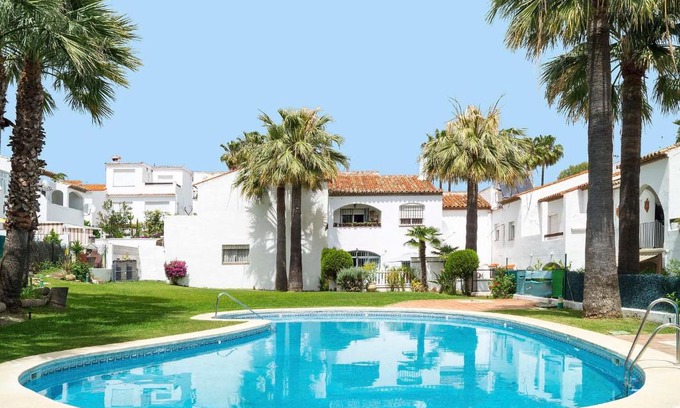 New Golden Mile House | Holiday Home Villas de Madrid by Interhome