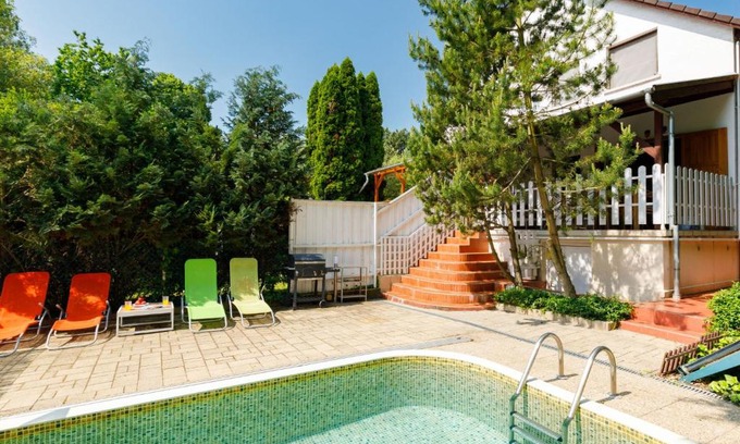 Balatonkenese House | Holiday Home Violetta by Interhome