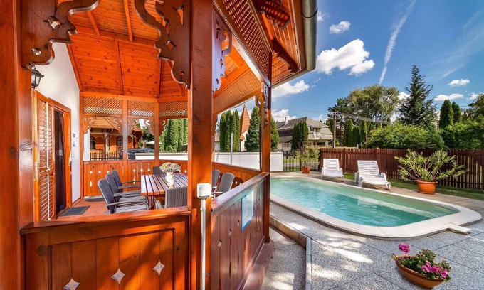 Balatonbereny House | Holiday home with air conditioning and outdoor pool