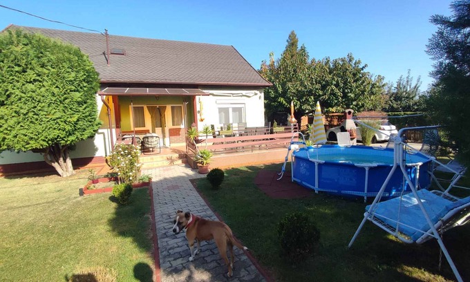 Siofok House | Holiday home with pool, air conditioning and WLAN near the beach