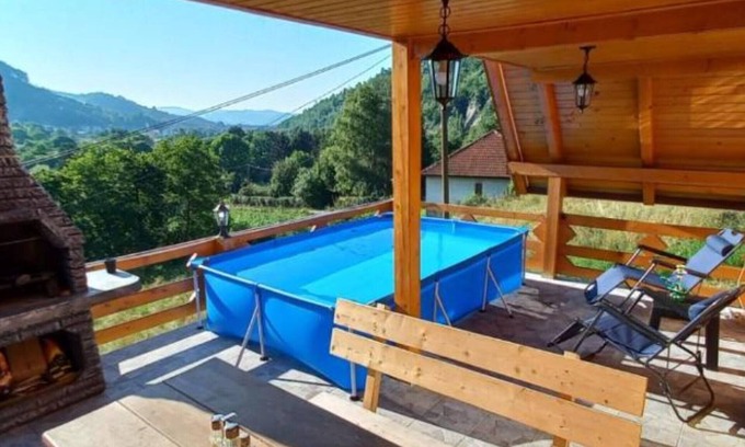 Visoko House | Holiday Home with Two Bedrooms