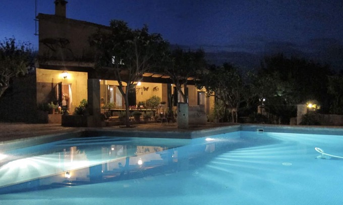 Maria de la Salut House | Holiday house for 6 people with private pool, only 10 minutes to the beach