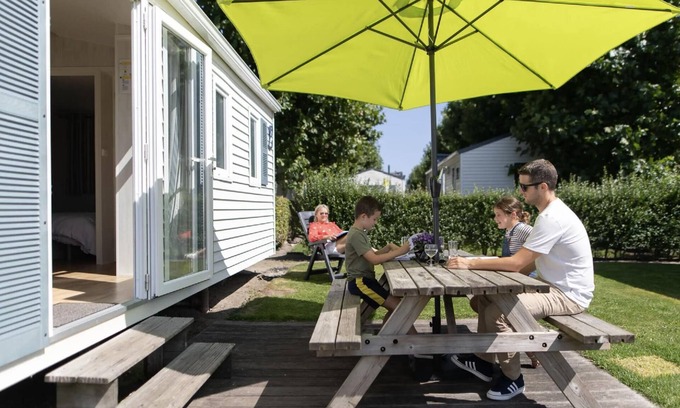 Jabbeke House | Holiday house Jabbeke for 1 - 6 persons with 3 bedrooms - Holiday home