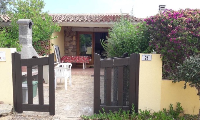 Iscra e Voes House | Holiday house La Caletta for 1 - 6 persons with 2 bedrooms - Holiday home