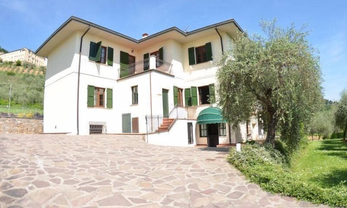 Vicopelago House | Holiday house Lucca (Stadt) for 1 - 16 persons with 7 bedrooms - Holiday home