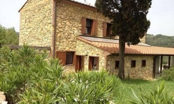 Montescudaio House | Holiday house Montescudaio for 1 - 6 persons with 3 bedrooms - Holiday home