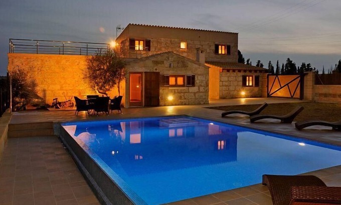 Llubi House | Holiday house Muro for 1 - 6 persons with 3 bedrooms - Holiday house