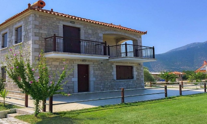 Paralio Astros House | Holiday house Paralion Astros for 1 - 4 persons with 3 bedrooms - Row house