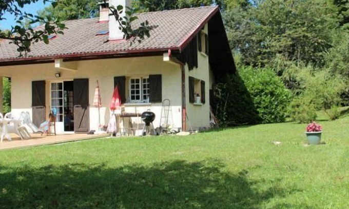 Pugny-Chatenod House | Holiday house Pugny Chatenod for 1 - 6 persons with 3 bedrooms - Holiday house