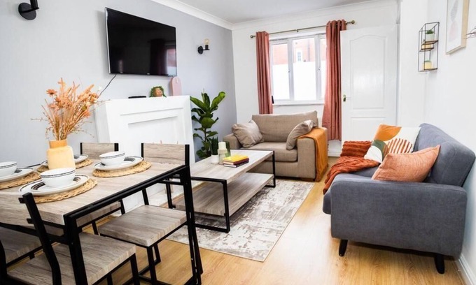 Haydock House | Holiday house St. Helens for 1 - 5 persons with 2 bedrooms - Holiday home