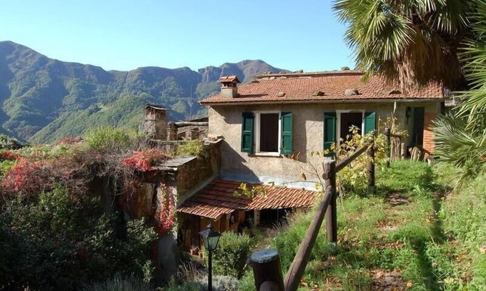 Stazzema House | Holiday house Stazzema for 1 - 6 persons with 3 bedrooms - Holiday home