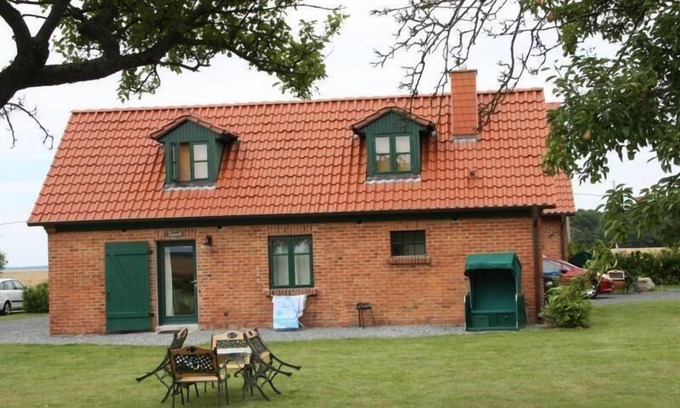 Ummanz House | Holiday house Ummanz for 1 - 6 persons with 2 bedrooms - Holiday house