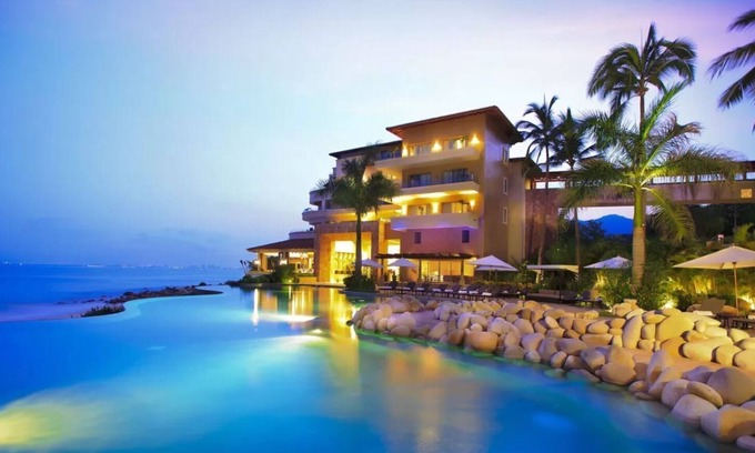 South Shore Hotel Area Resort | HOLIDAY IN 5-STAR GARZA BLANCA RESORT & SPA PUERTO VALLARTA 2BR/3BA 3,229 SQ FT