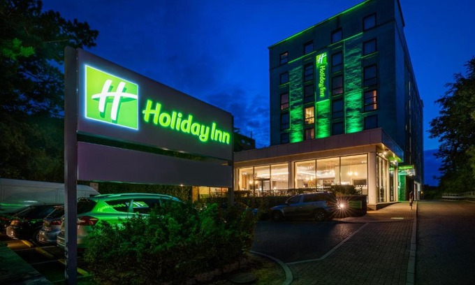 Bournemouth City Centre Hotel | Holiday Inn Bournemouth by IHG