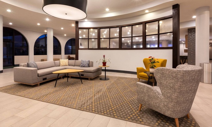 El Paso Hotel | Holiday Inn El Paso West - Sunland Park by IHG