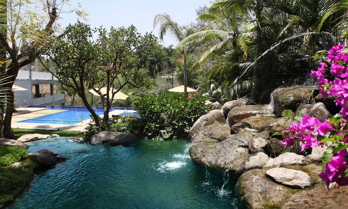 Cuernavaca Hotel | Holiday Inn Express Hotel & Suites Cuernavaca by IHG