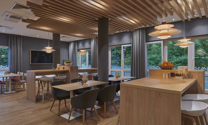 Troisdorf Hotel | Holiday Inn Express Köln-Troisdorf by IHG