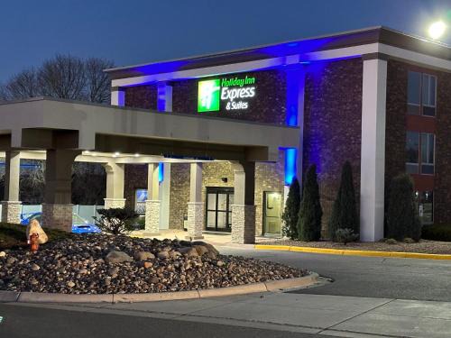 Eden Prairie Hotel | Holiday Inn Express & Suites Eden Prairie - Minneapolis by IHG