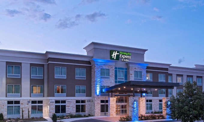 Rock Harbour Hotel | Holiday Inn Express & Suites Austin NW - Four Points by IHG