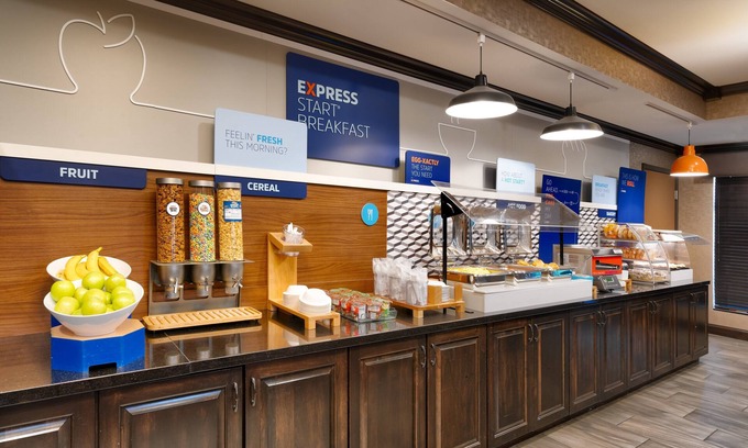 Billings Hotel | Holiday Inn Express & Suites Billings by IHG