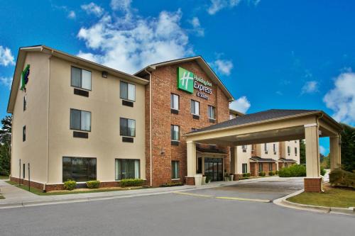 Buford Hotel | Holiday Inn Express & Suites Buford NE - Lake Lanier by IHG