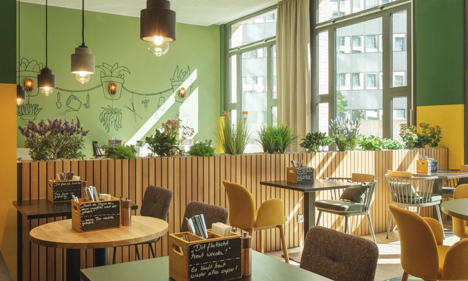 Schoeneberg Hotel | Holiday Inn - the niu, Dwarf Berlin Schöneberg by IHG