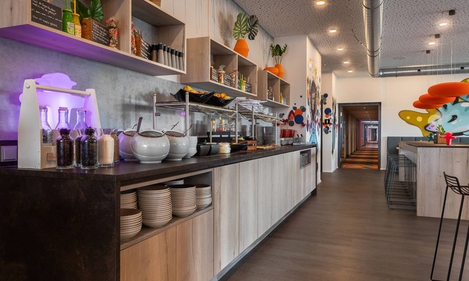 Lichtenberg Hotel | Holiday Inn - the niu, Hide Berlin Friedrichshain by IHG