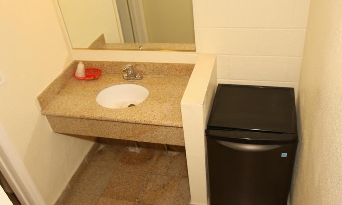Santa Maria Hotel | Holiday Motel - Santa Maria