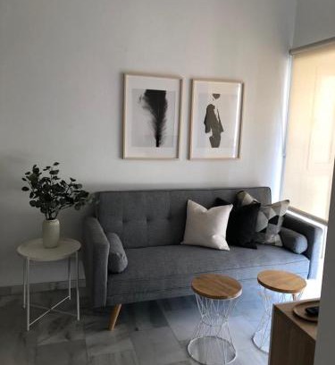 San Felipe Neri Apartment | Holidays2Malaga Alta Street 1 bedroom High Speed WIFI
