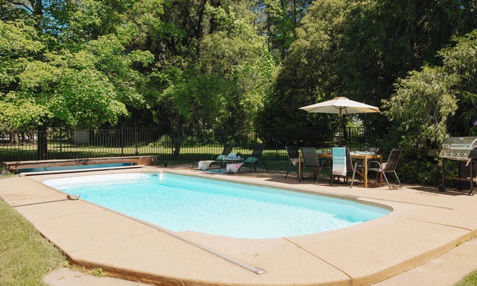 Cedar Ridge Cottage | Hollydale House: Comfortable House with a Pool and Huge Yard!