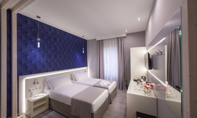 Trinitapoli House | Holygold Suite