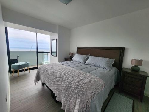 Historical District Apartment | HOM I Estupendo 2D2B Vista al Mar Parking PNM 0625