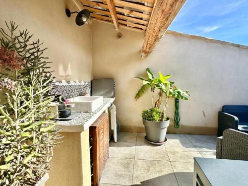 Chateauneuf-du-Pape House | Home 12 les Vignes