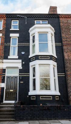 Anfield Bed & Breakfast | Home at 42 Arkles Lane Anfield