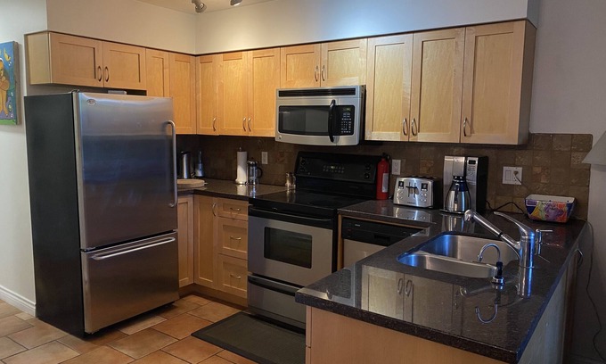 Kitsilano House | Home away from home in the heart of Kitsilanon