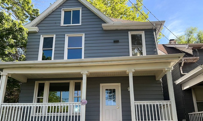 Peoria House | Home Away From Home