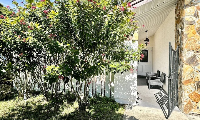 St. Petersburg - Clearwater House | Home Close to Saint Pete Pier new Spacious