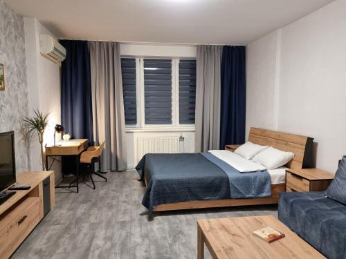 Dniprovs'kyi District Apartment | Home Hotel Apartments on Livoberezhna