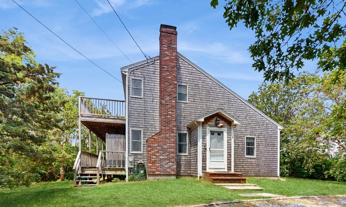 Dennis House | Home in a bayside neighborhood with 2 large decks - walk to beaches