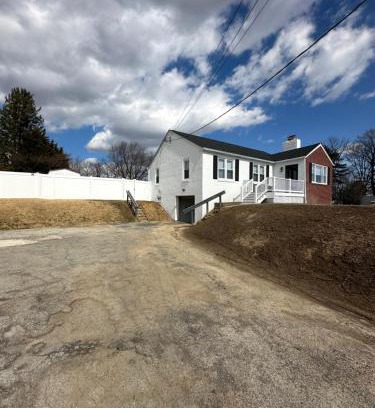 Centreville House | Home in North Wilmington
