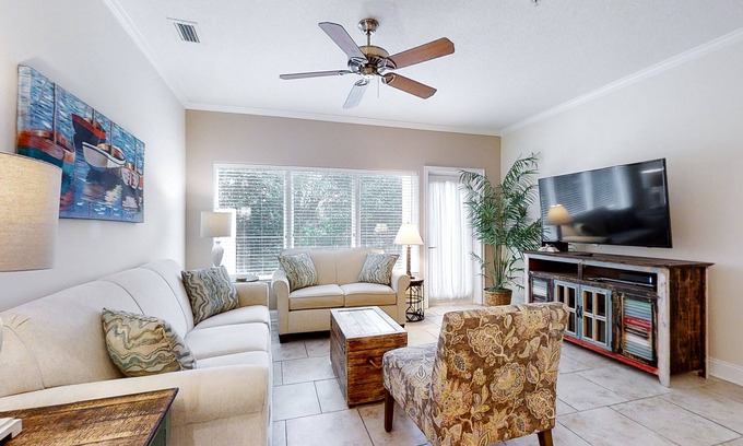 Fernandina Beach Condo | Home near beach with free WiFi, shared pool, central AC, private W/D