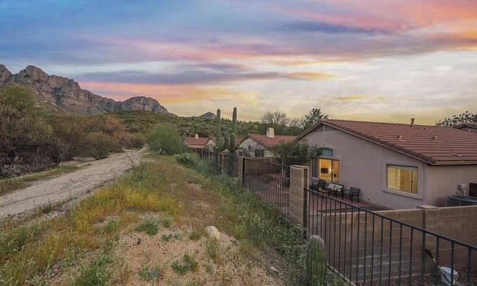 Tucson House | Home with Backyard access to Catalina State Park and outstanding mountains view!