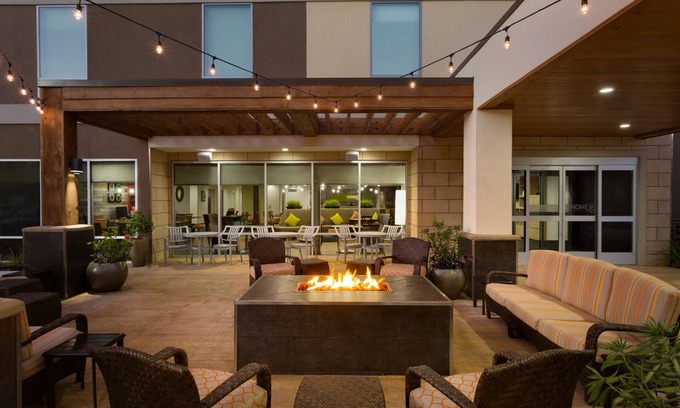 Shenandoah Hotel | Home2 Suites by Hilton Shenandoah The Woodlands