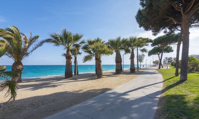 Pineda de Mar Apartment | HomeHolidaysRentals Margot - Costa Barcelona